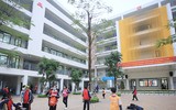 Hà Nội: Học sinh được đo nhiệt độ, sát khuẩn tay trước khi vào lớp học